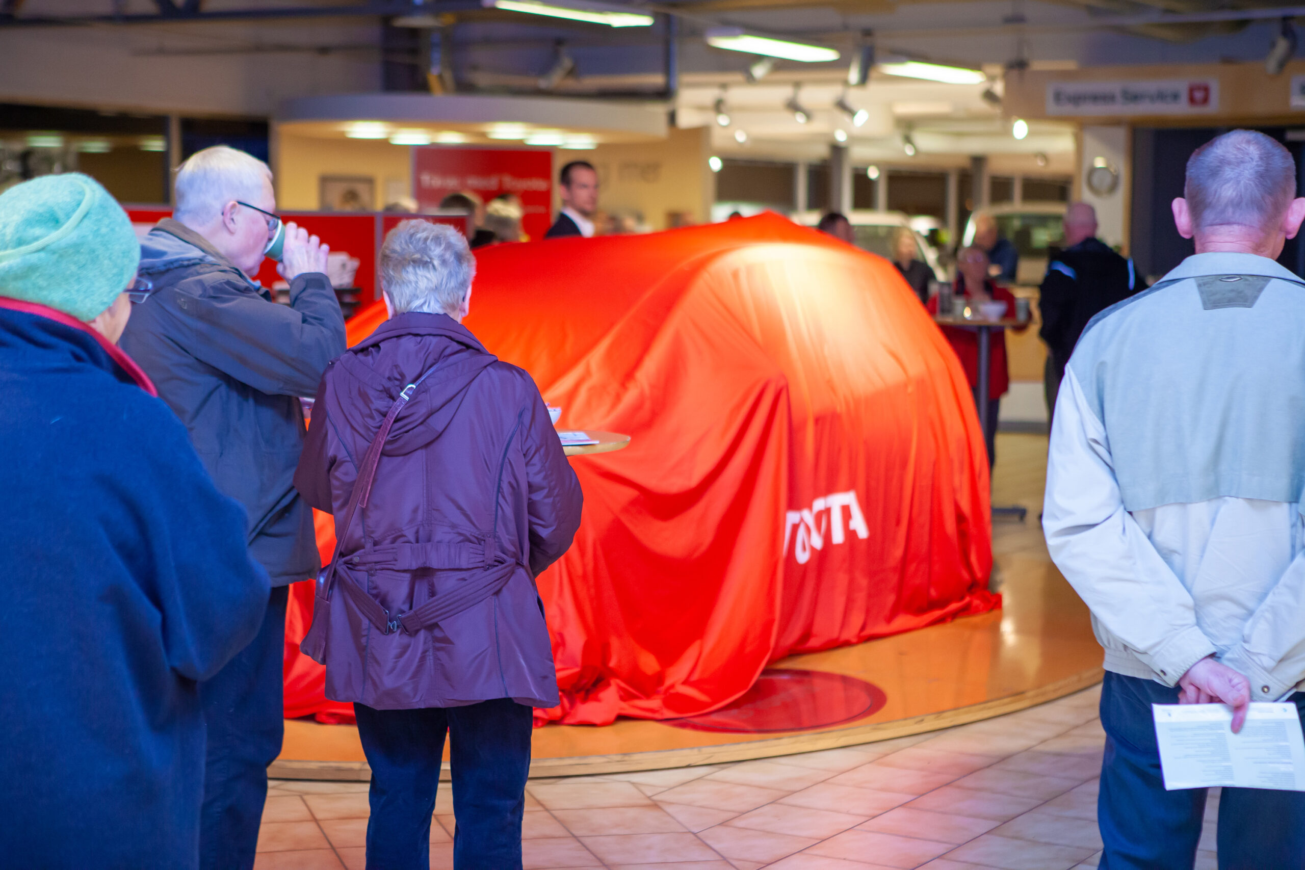 Toyota Yaris Sweden Release - Lindströms Bil